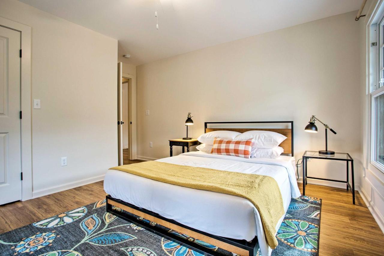 Newly Remodeled Apartment On Main Street In Saluda 외부 사진