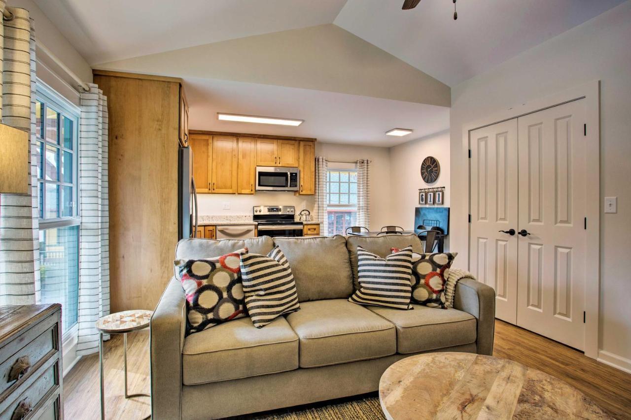 Newly Remodeled Apartment On Main Street In Saluda 외부 사진